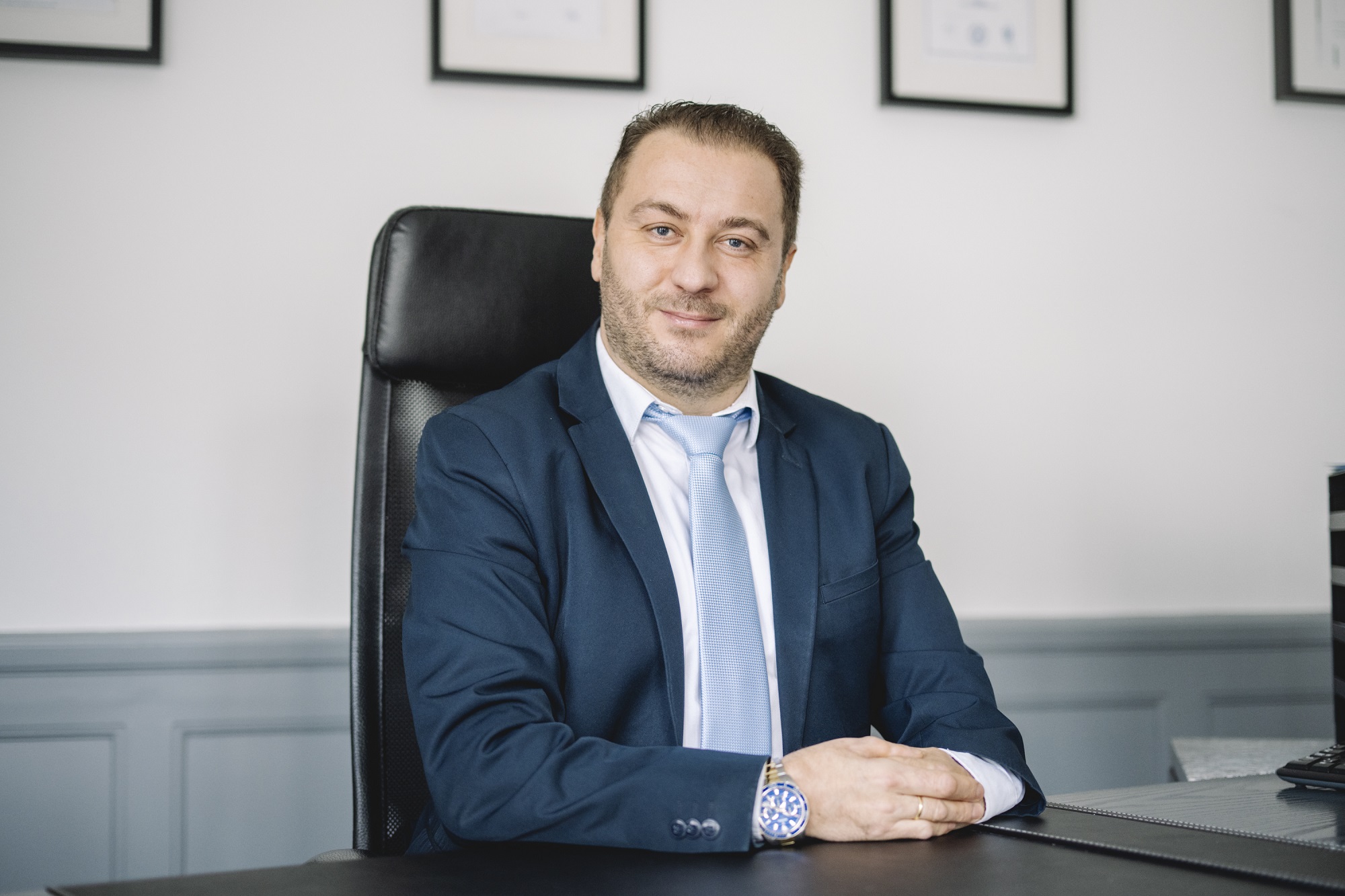 Me Valentin Groslimond